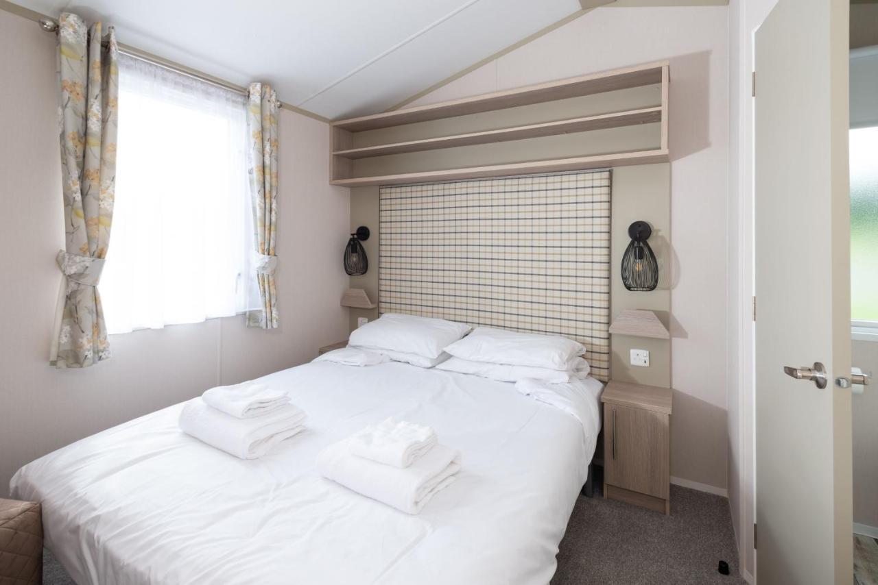 Luxury Holiday Home Sleeps 6 Pet Friendly سانت أوستيل المظهر الخارجي الصورة