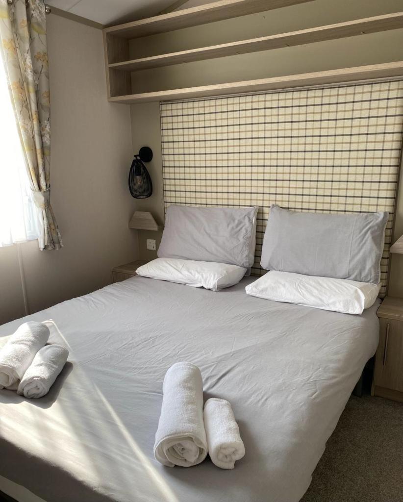Luxury Holiday Home Sleeps 6 Pet Friendly سانت أوستيل المظهر الخارجي الصورة